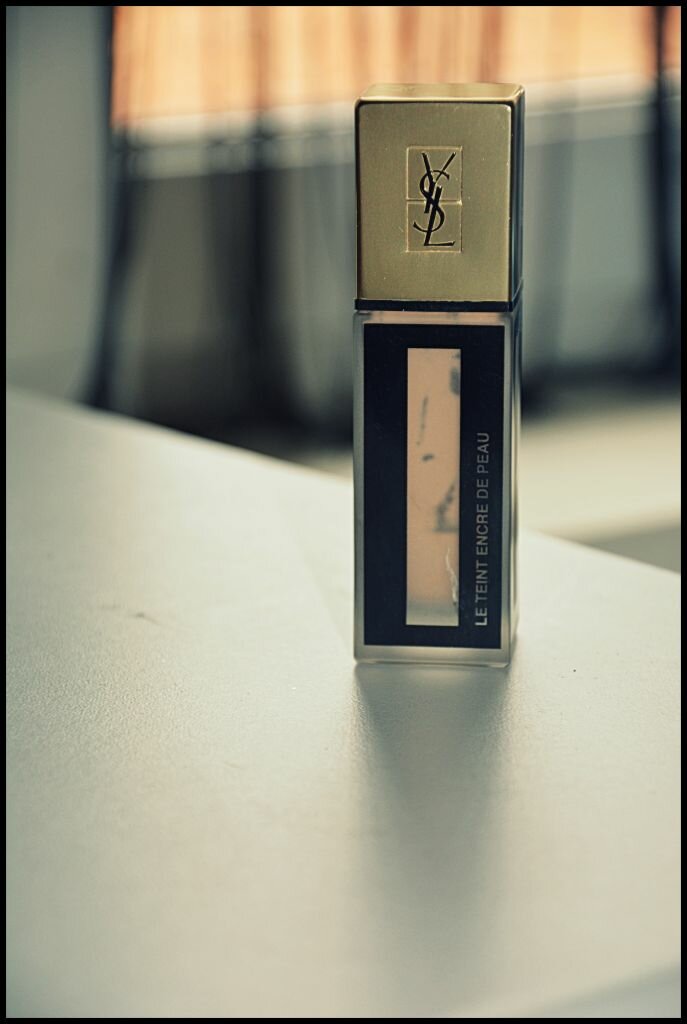 packaging teint encre de peau YSL